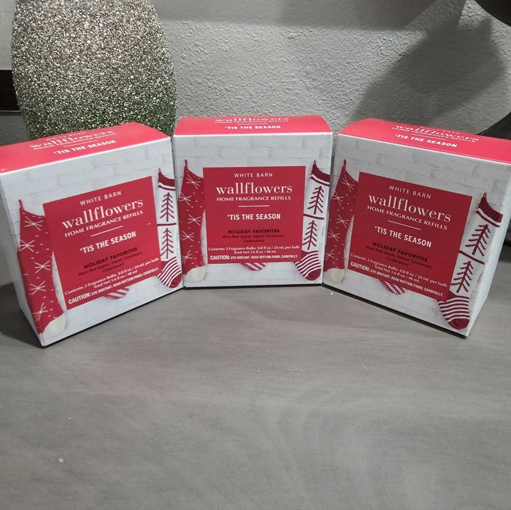 6 Bath Body Works Wallflowers Tis The Season‎ Refills